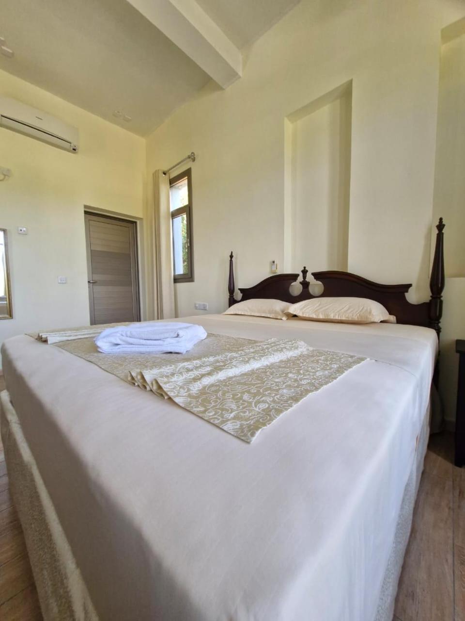 Hotel Royal Point Arugambay Arugam Bay Zimmer foto